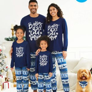 Custom Design Wholesale Family Reindeer & Santa Claus Family Pajamas Green with Matching Socks